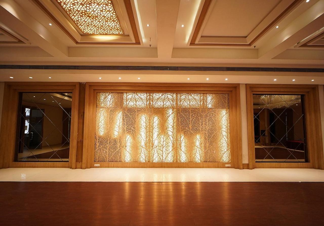 Hotel Amora - Rajnandgaon Raj Nandgaon Exterior photo